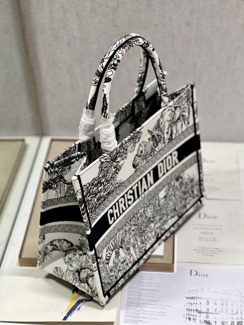 Christian Dior Shopping Bags